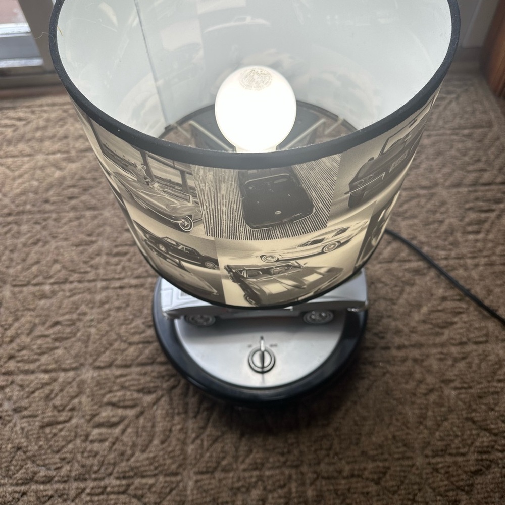 Silver Corvette Theme Table Lamp with Model Car - Picture 4 of 7